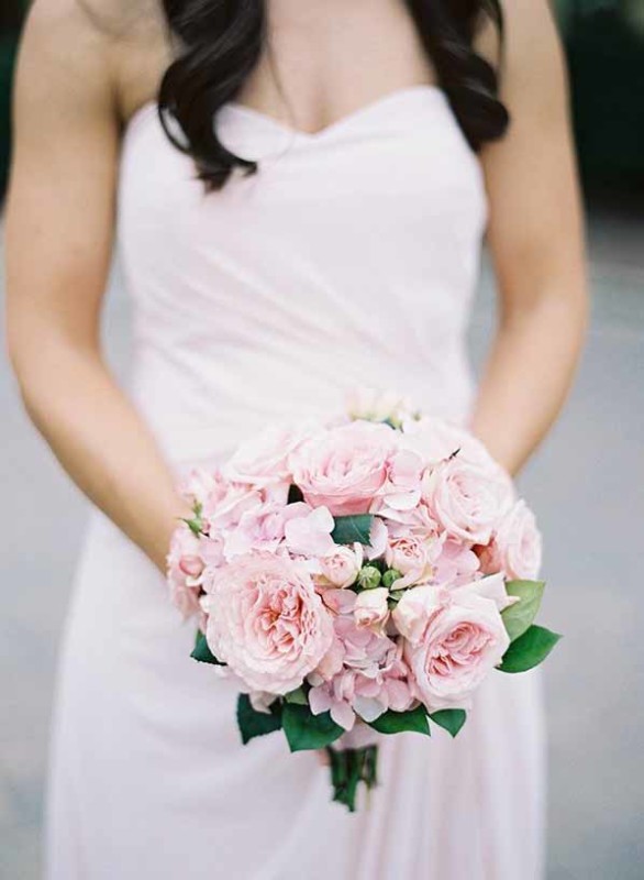 Soft pink bridal bouquet