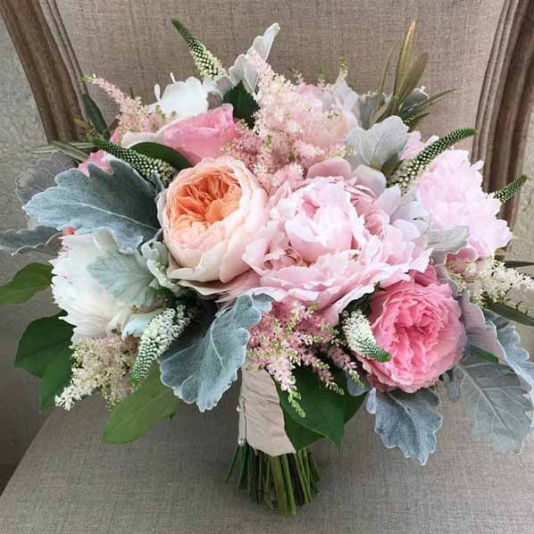 Pink ponies with a natural twist for the best country wedding bridal bouquet