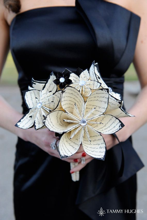 Decorative paper wedding bouquet 