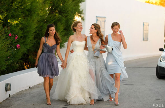 Let your bridesmaids be individual on your wedding day