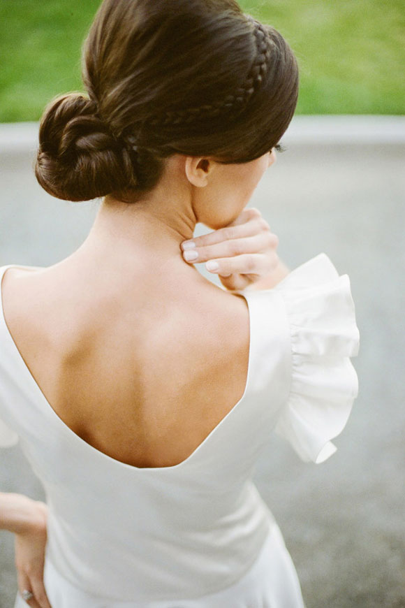 How to make your wedding day updo pop