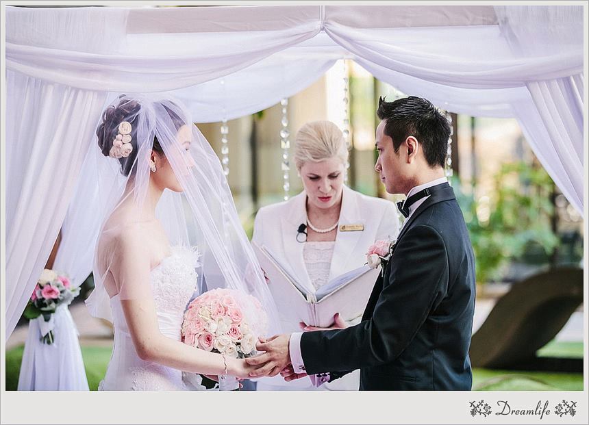 Martin saying I do to Angela at altar