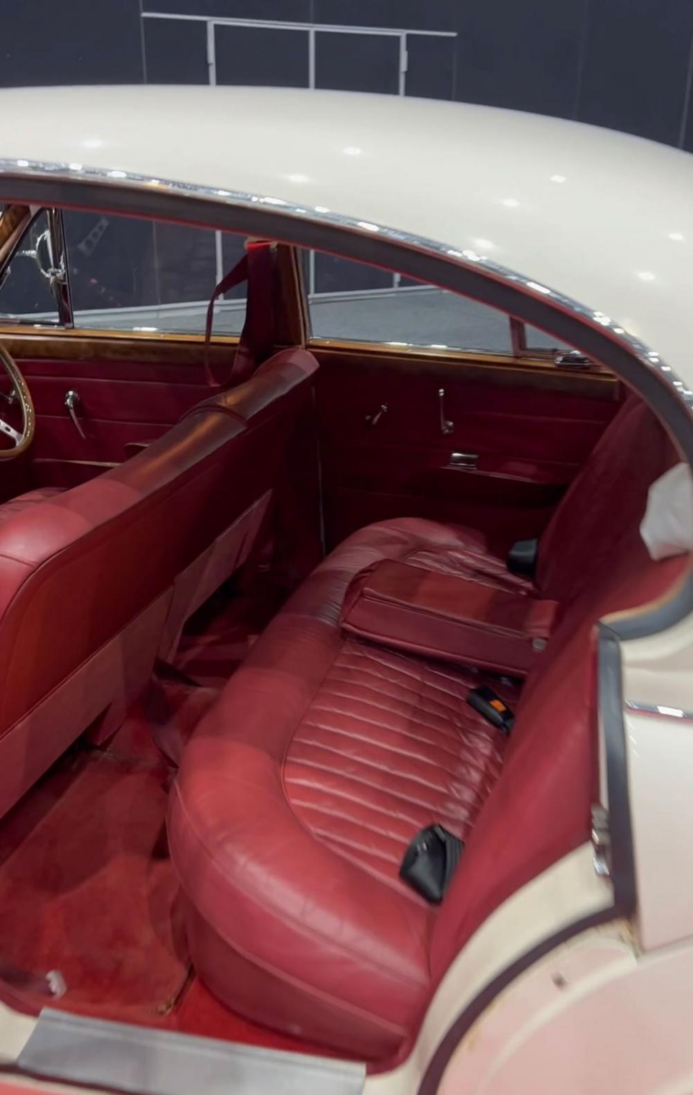 Daimler 64 | WeddingGuide.com.au